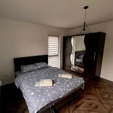 Apartman 3 *